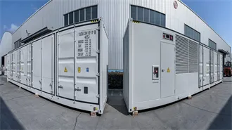 Opening a communication base station inverter and connecting it