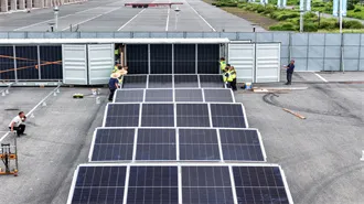 How Does Temperature Affect Solar Panels?